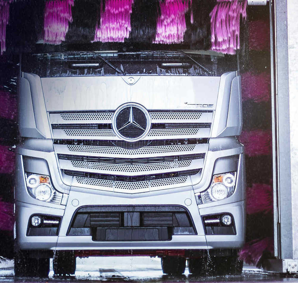 Mercedes-Benz TruckWash LKW Waschanlage bei der RKG in Bornheim TruckService